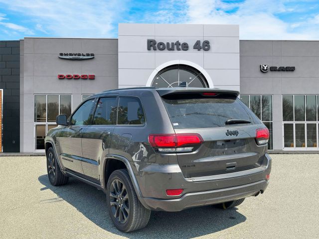 2021 Jeep Grand Cherokee Laredo X 4x4