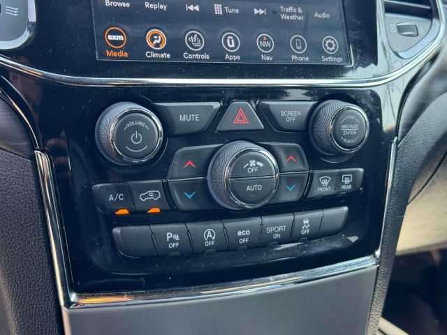 2021 Jeep Grand Cherokee Laredo X 4x4