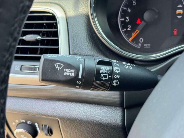 2021 Jeep Grand Cherokee Laredo X 4x4