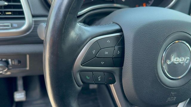 2021 Jeep Grand Cherokee Laredo X 4x4