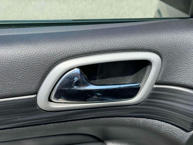 2021 Jeep Grand Cherokee Laredo X 4x4