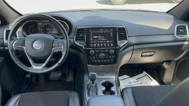 2021 Jeep Grand Cherokee Laredo X 4x4