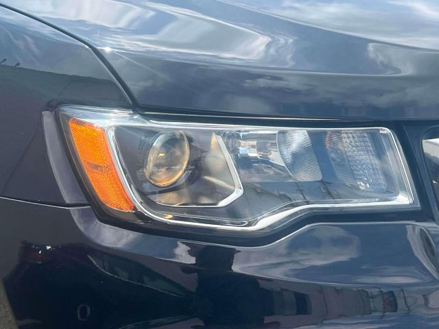 2021 Jeep Grand Cherokee Laredo E 4x4