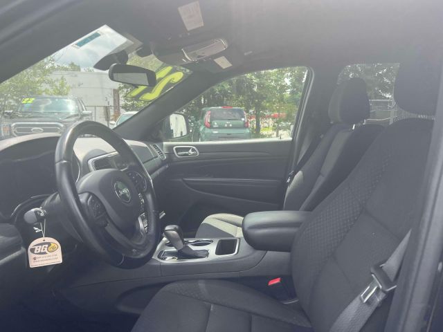 2021 Jeep Grand Cherokee Laredo E 4x4