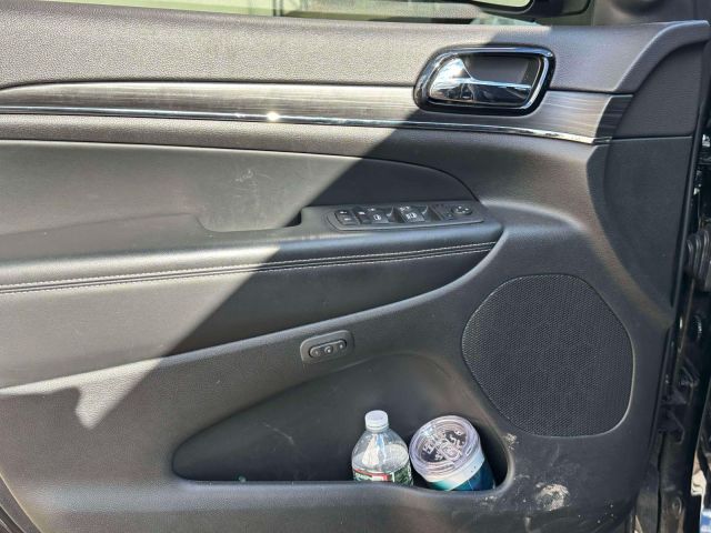 2021 Jeep Grand Cherokee 80th Anniversary 4x4 2021 Jeep Grand Cherokee 80th Anniversary 4x4