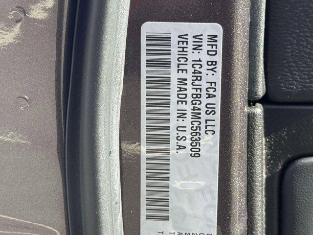 2021 Jeep Grand Cherokee 80th Anniversary 2021 Jeep Grand Cherokee 80th Anniversary