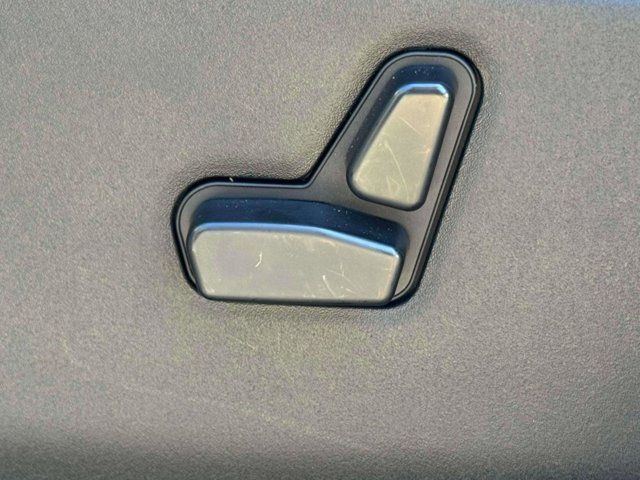 2021 Jeep Grand Cherokee 80th Anniversary 2021 Jeep Grand Cherokee 80th Anniversary