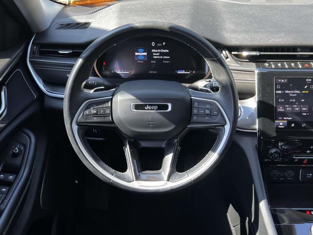 2021 Jeep Grand Cherokee L Laredo 4x4