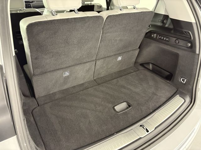 2021 Jeep Grand Cherokee L Overland 2021 Jeep Grand Cherokee L Overland