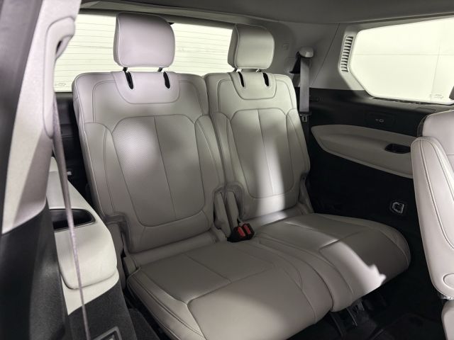 2021 Jeep Grand Cherokee L Overland 2021 Jeep Grand Cherokee L Overland