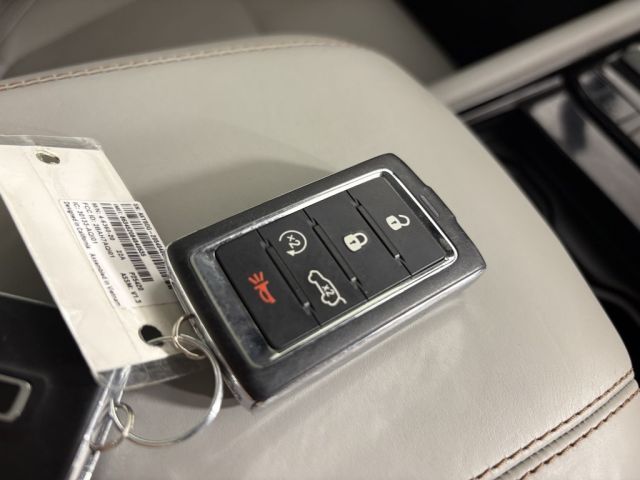 2021 Jeep Grand Cherokee L Overland 2021 Jeep Grand Cherokee L Overland