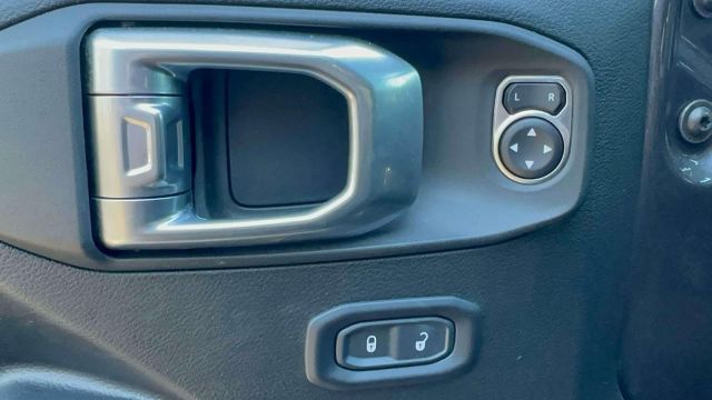 2021 Jeep Wrangler Willys 4x4 2021 Jeep Wrangler Willys 4x4