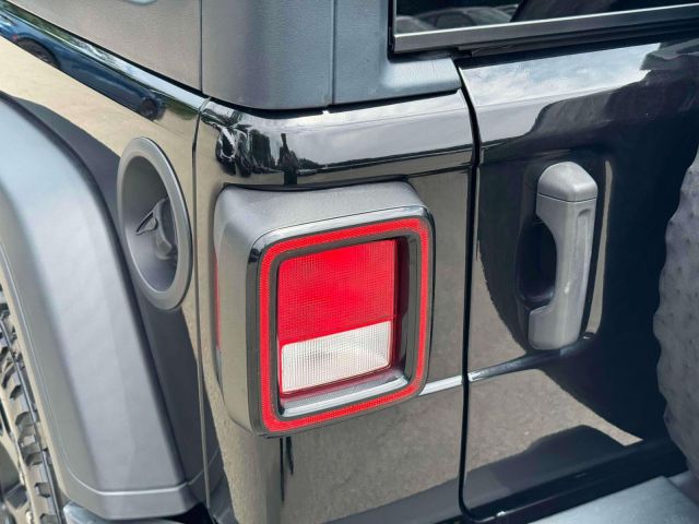 2021 Jeep Wrangler Unlimited Willys 4x4