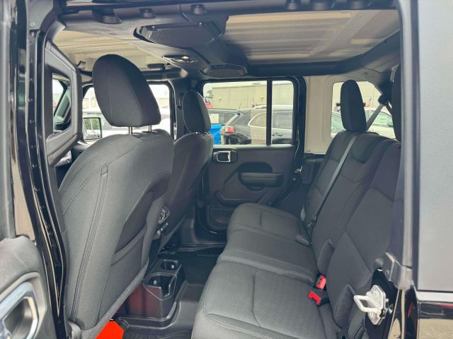 2021 Jeep Wrangler Unlimited Willys 4x4