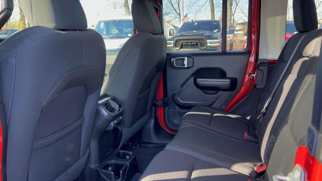 2021 Jeep Wrangler Unlimited Willys 4x4 2021 Jeep Wrangler Unlimited Willys 4x4