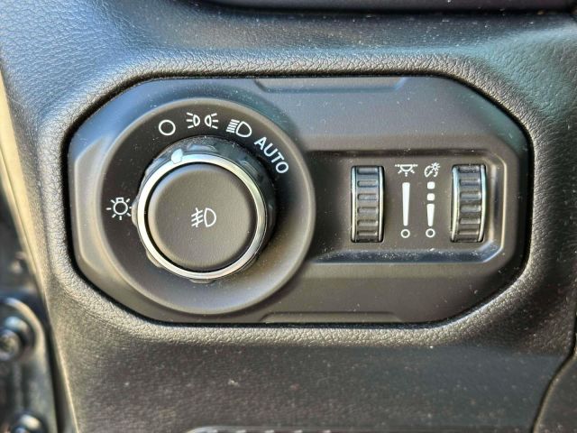 2021 Jeep Wrangler Unlimited Sahara Altitude 4x4