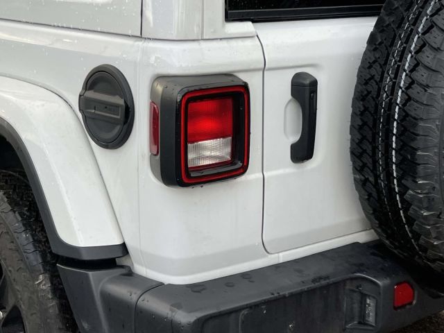 2021 Jeep Wrangler Unlimited Sahara Altitude 4x4