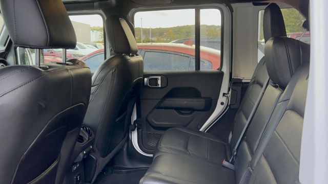 2021 Jeep Wrangler Unlimited Sahara Altitude 4x4