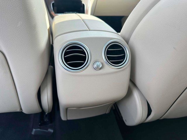 2021 Mercedes-Benz GLC GLC 300 2021 Mercedes-Benz GLC GLC 300