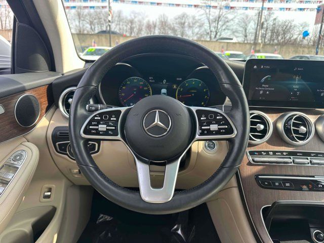 2021 Mercedes-Benz GLC GLC 300 2021 Mercedes-Benz GLC GLC 300