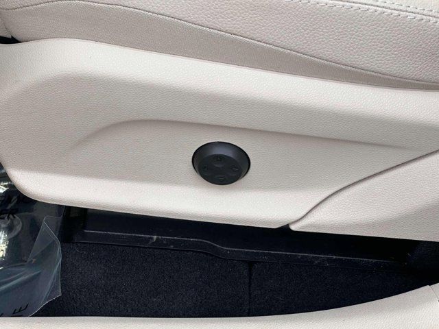 2021 Mercedes-Benz GLC GLC 300 2021 Mercedes-Benz GLC GLC 300