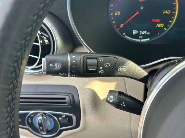 2021 Mercedes-Benz GLC GLC 300 2021 Mercedes-Benz GLC GLC 300