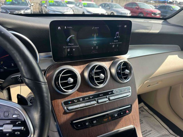 2021 Mercedes-Benz GLC GLC 300 2021 Mercedes-Benz GLC GLC 300