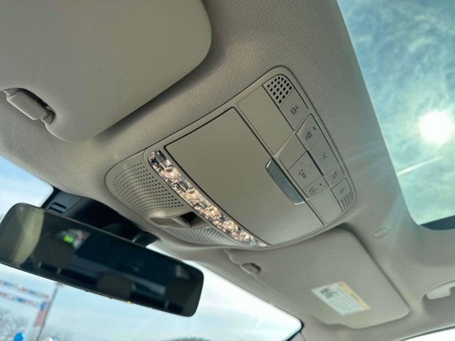 2021 Mercedes-Benz GLC GLC 300 2021 Mercedes-Benz GLC GLC 300