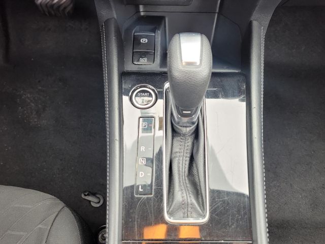 2021 Nissan Kicks SV FWD