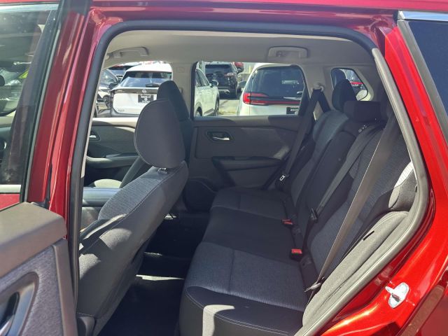 2021 Nissan Rogue AWD SV