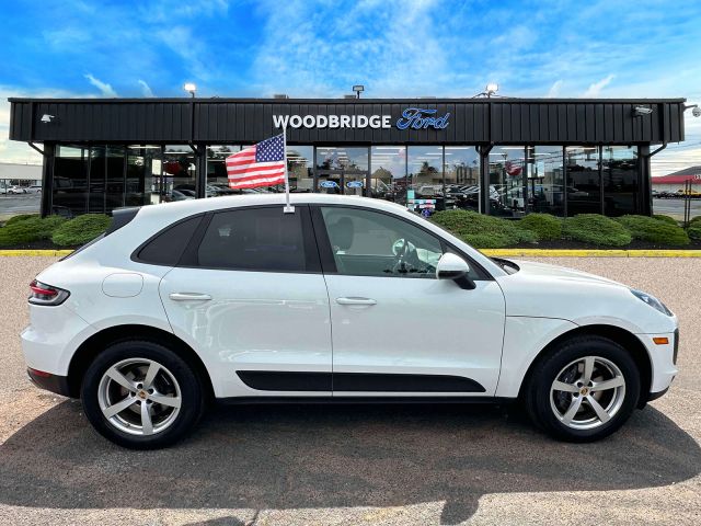 2021 Porsche Macan AWD