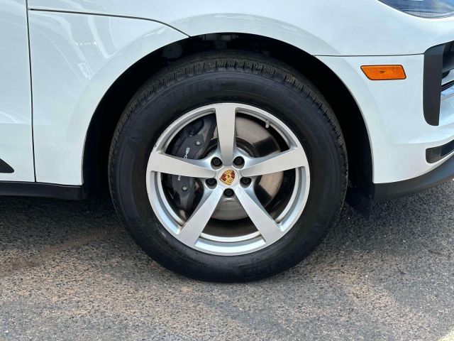 2021 Porsche Macan AWD