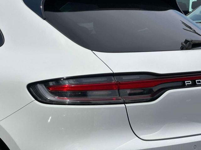 2021 Porsche Macan AWD