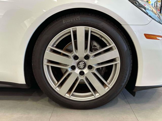 2021 Porsche Panamera 4 AWD 2021 Porsche Panamera 4 AWD
