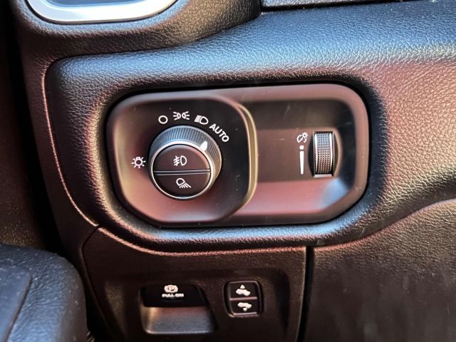 2021 Ram 1500 Big Horn 4x4 Crew Cab 57 Box