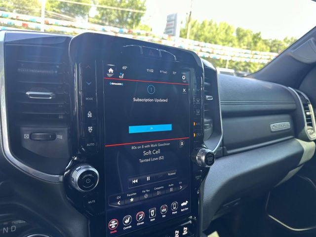 2021 Ram 1500 Laramie 4x4 Crew Cab 57 Box