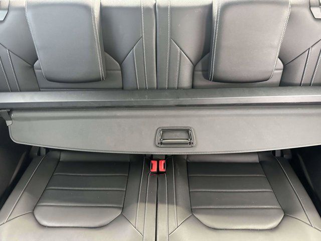 2021 Volkswagen Atlas 3.6L V6 SEL Premium R-Line 2021 Volkswagen Atlas 3.6L V6 SEL Premium R-Line