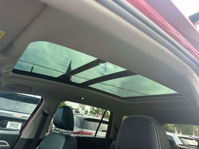 2021 Volkswagen Atlas 3.6L V6 SEL Premium R-Line 2021 Volkswagen Atlas 3.6L V6 SEL Premium R-Line