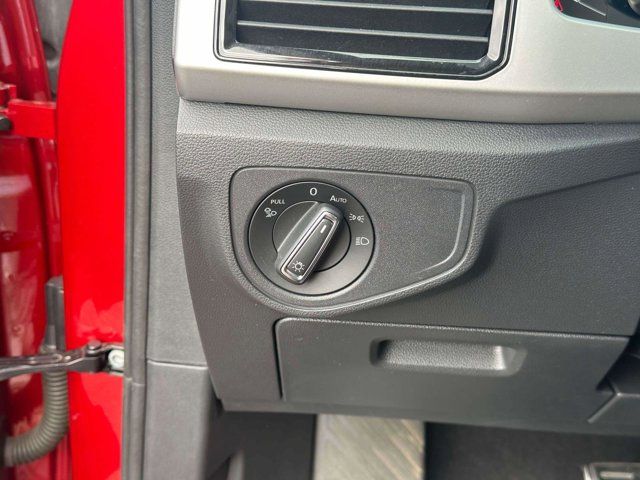 2021 Volkswagen Atlas 3.6L V6 SEL Premium R-Line 2021 Volkswagen Atlas 3.6L V6 SEL Premium R-Line