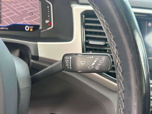 2021 Volkswagen Atlas 3.6L V6 SEL Premium R-Line 2021 Volkswagen Atlas 3.6L V6 SEL Premium R-Line