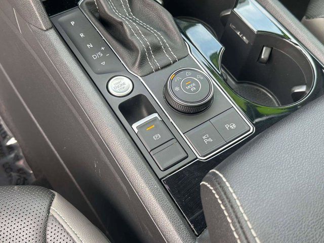 2021 Volkswagen Atlas 3.6L V6 SEL Premium R-Line 2021 Volkswagen Atlas 3.6L V6 SEL Premium R-Line