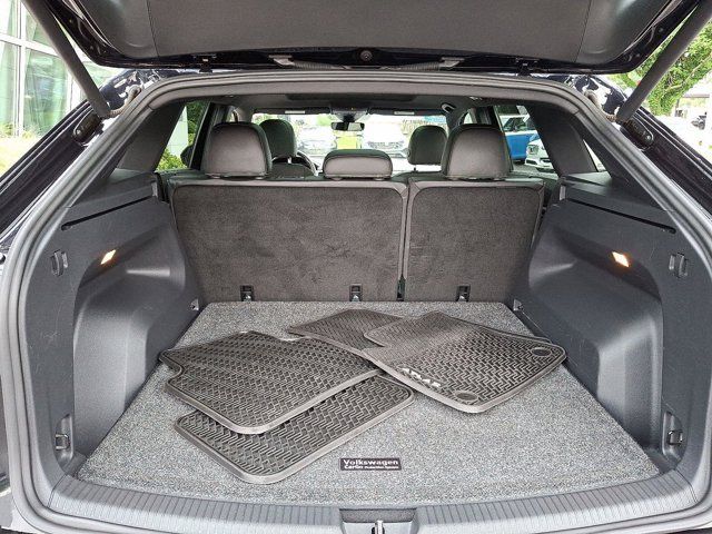 2021 Volkswagen Atlas Cross Sport 3.6L V6 SEL Premium R-Line