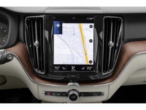 2021 Volvo XC60 Momentum 2021 Volvo XC60 Momentum