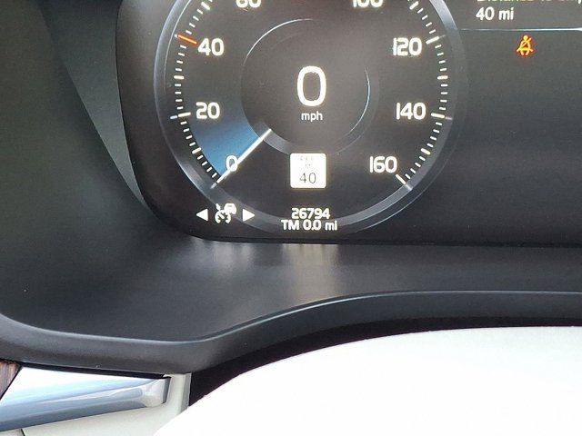 2021 Volvo XC60 Momentum