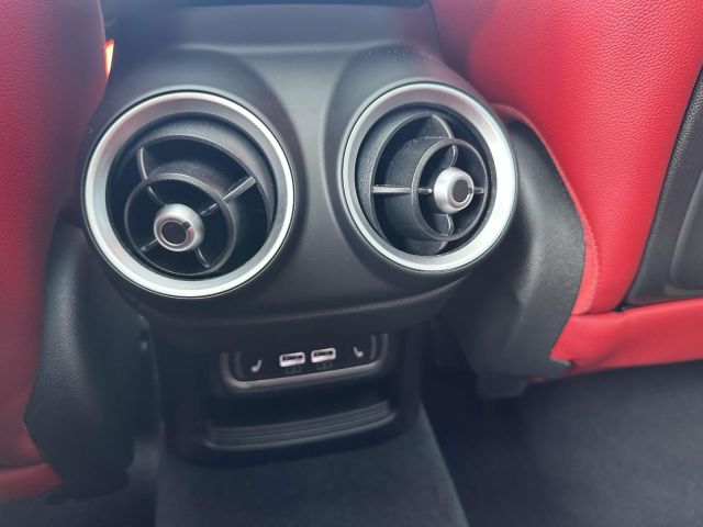 2022 Alfa Romeo Stelvio Veloce AWD