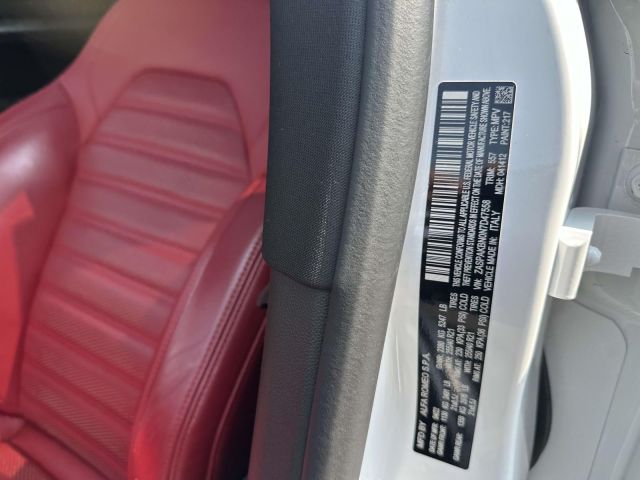 2022 Alfa Romeo Stelvio Veloce AWD