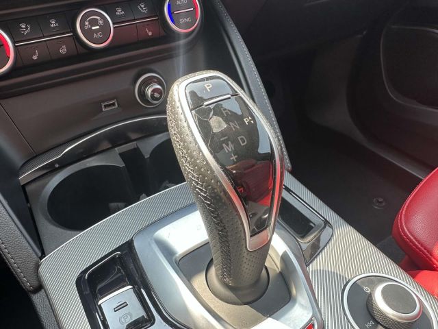 2022 Alfa Romeo Stelvio Veloce AWD