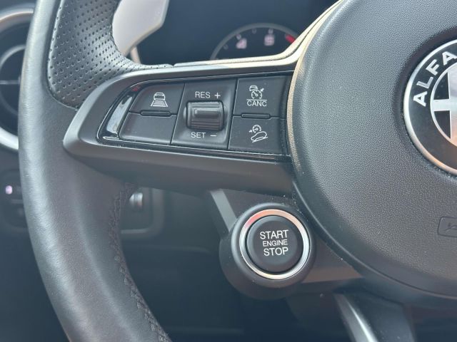 2022 Alfa Romeo Stelvio Veloce AWD