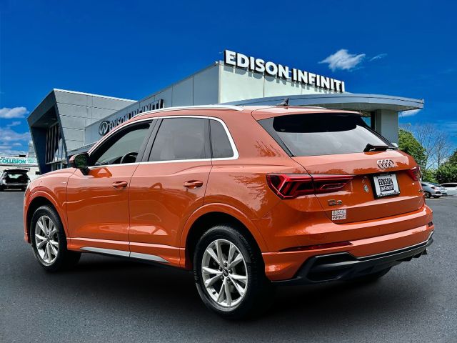 2022 Audi Q3 S line Premium 45 TFSI quattro
