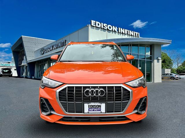 2022 Audi Q3 S line Premium 45 TFSI quattro